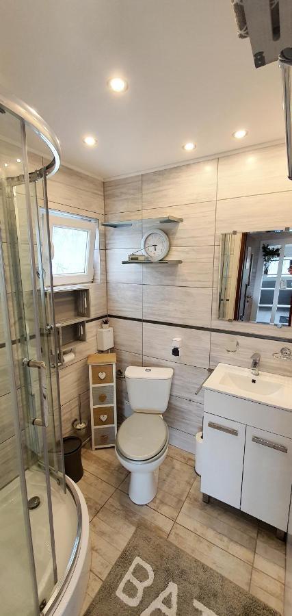 Wolnostojacy Dom Na Duzym Prywatnym Terenie Villa Lubin  Dış mekan fotoğraf